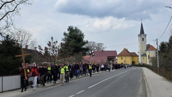 foto/Križni put mladih (11)